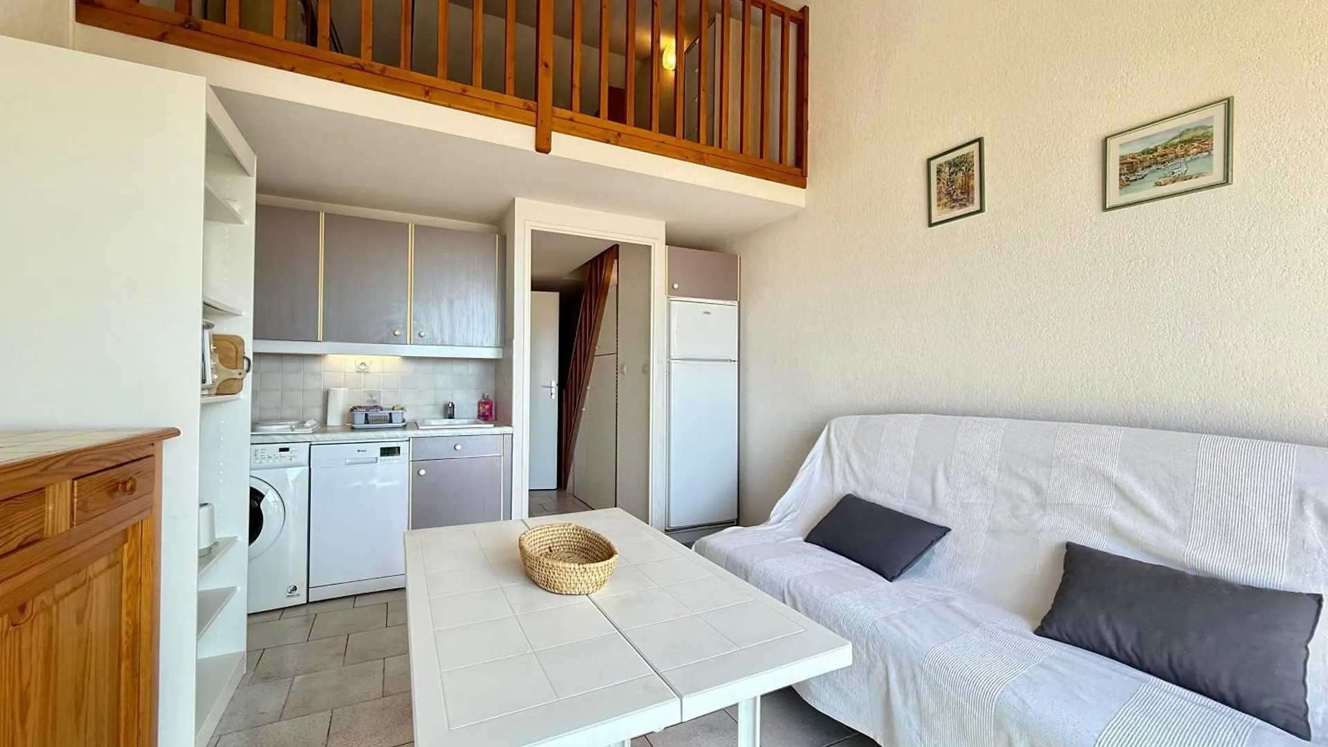 Vue Mer & Piscine - Mezzanine - Residence Calme Carqueiranne Apartment